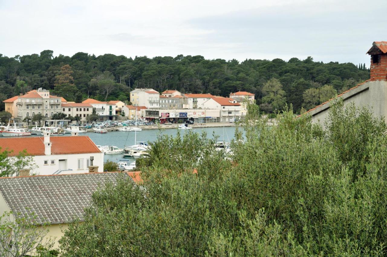 Rose Rooms At Island Of Rab Banjol 外观 照片