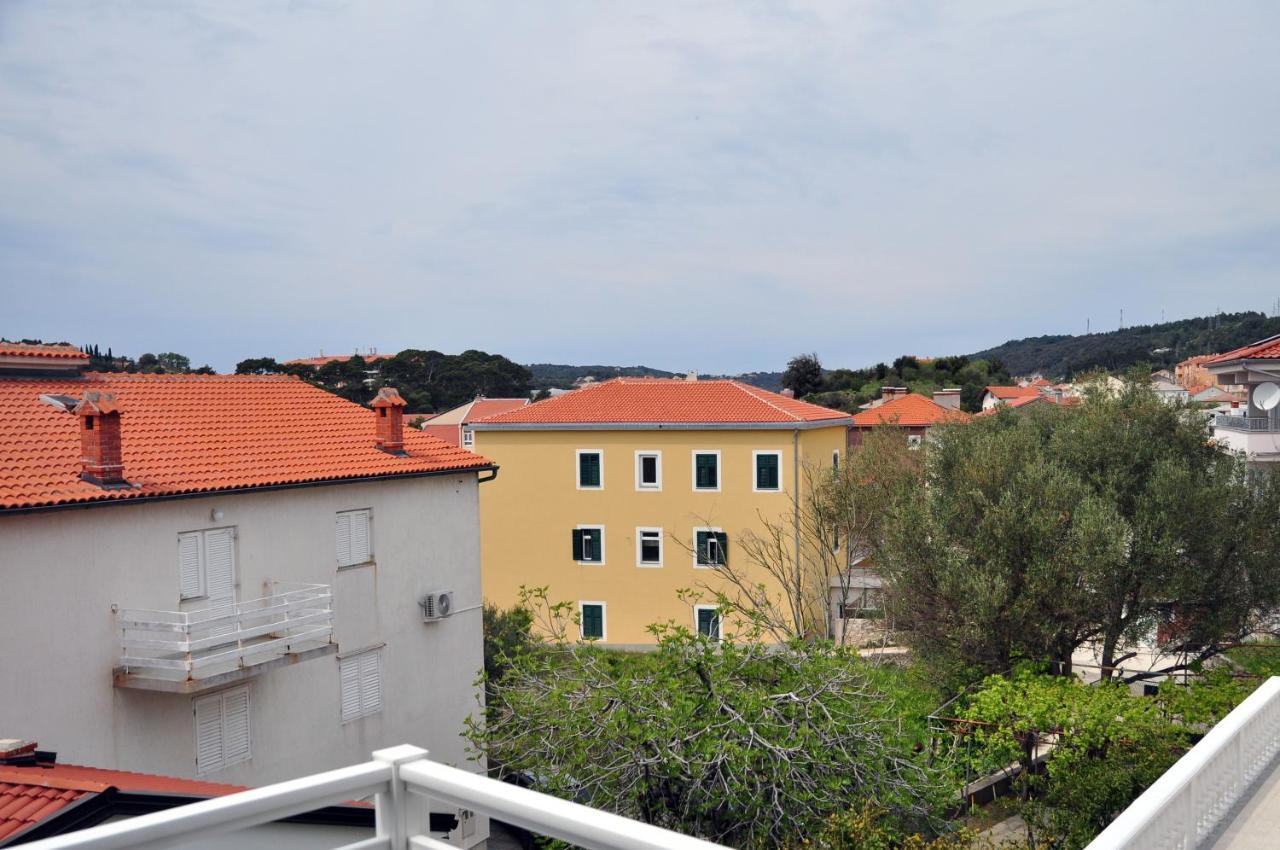 Rose Rooms At Island Of Rab Banjol 外观 照片